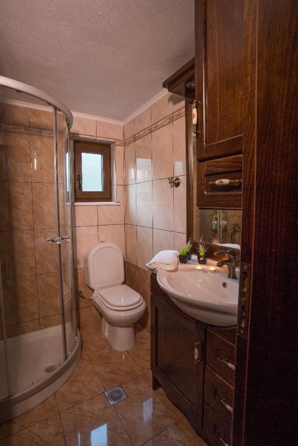 Serenity Resort Vríszesz Kültér fotó